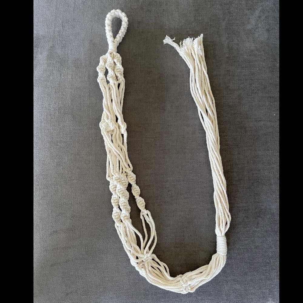 Copy - Boho macrame plant holder style 3 - Picture 5 of 5
